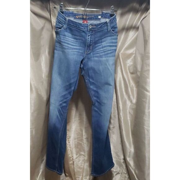 Arizona Jean Co. Super Skinny. Button/Zipper Closure. Junior Size 19 Short - Picture 1 of 12